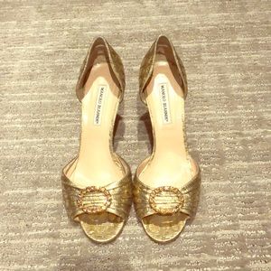Gold peep toe Manolo Blahnik shoes - size 41!